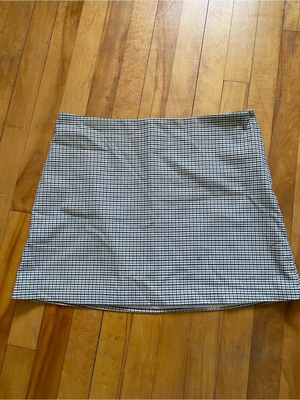 Houndstooth H&M Mini Skirt